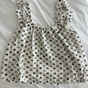 XiRENA Black and White Polka Dot Top